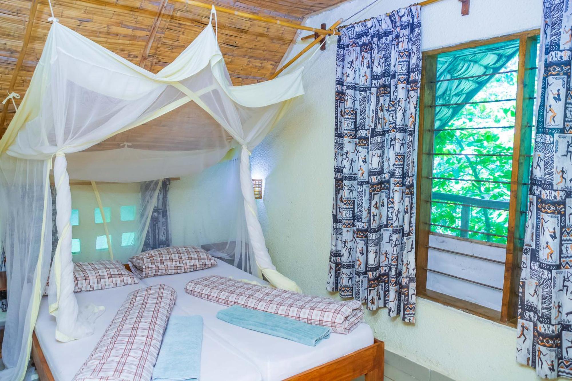 Meru Mbega Lodge Usa River Екстер'єр фото