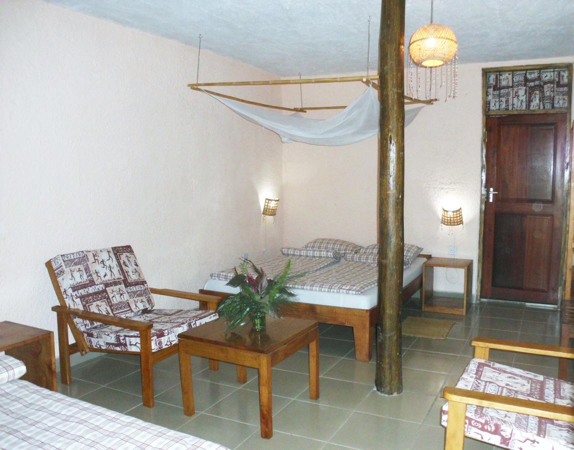 Meru Mbega Lodge Usa River Екстер'єр фото